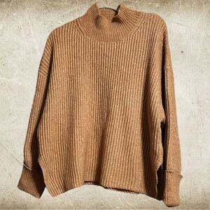 NWT TOPSHOP Cozy Oversized mock turtleneck Cable knit Sweater Size: 14 Tan Slits
